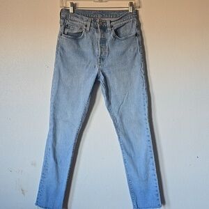 Womans 511 Levi Light Blue High-Waisted Jeans Sz 26